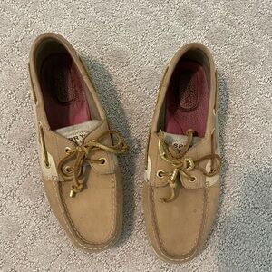 Sperry Tan Boat Shoes with Gold Laces